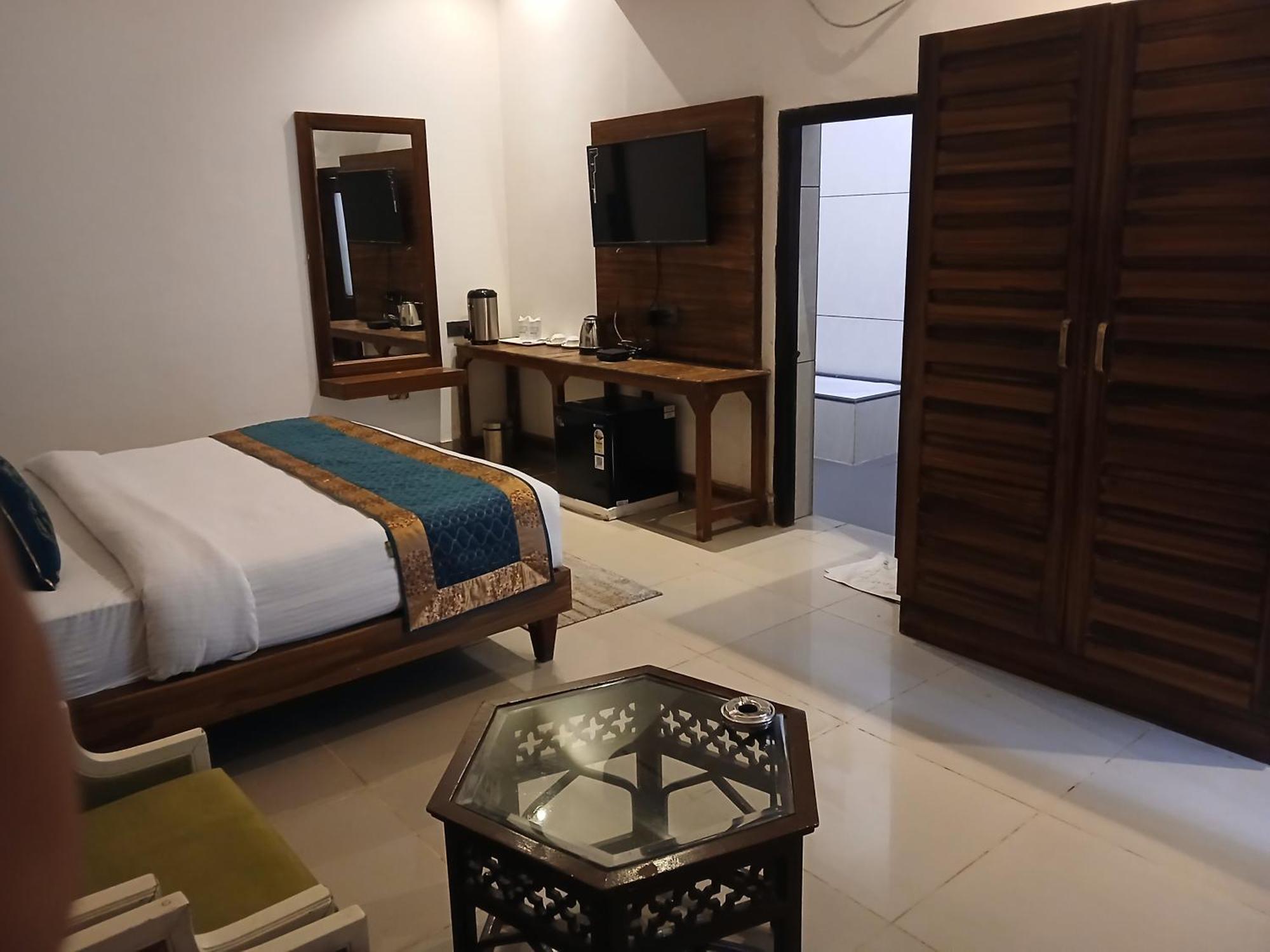 Panna Tiger Resort- Riverside Property Rajgarh  Екстер'єр фото